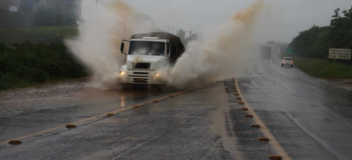 g_4qasilvx-pfcs_rodovia-1200x545_c