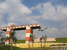 255px-end_of_sao_paulo_runway