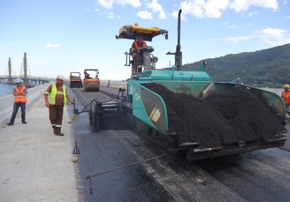 CBUQ_aplicado_com_vibroacabadora