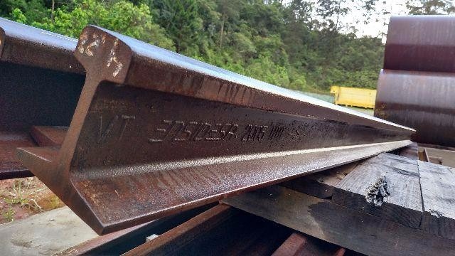 trilhos-ferroviarios-D_NQ_NP_562711-MLB20619578069_032016-F