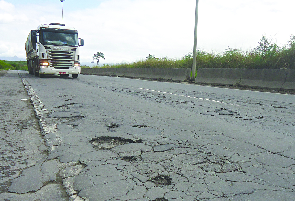 buraco-rodovia